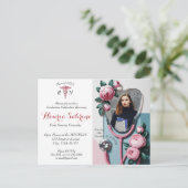 Modern Floral Stethoscope Afstuderen uitnodiging (Staand voorkant)