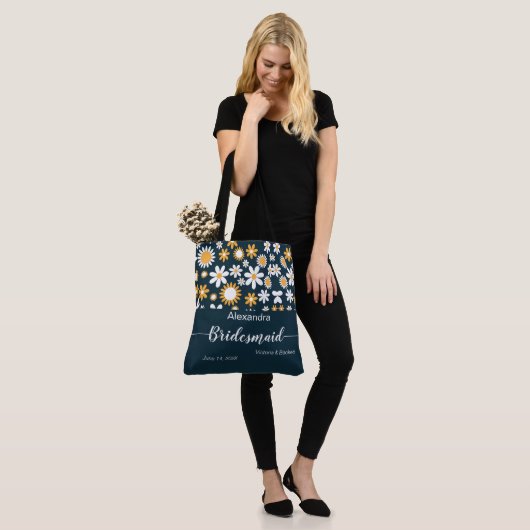 Modern Floral Tote Bag (Op model)