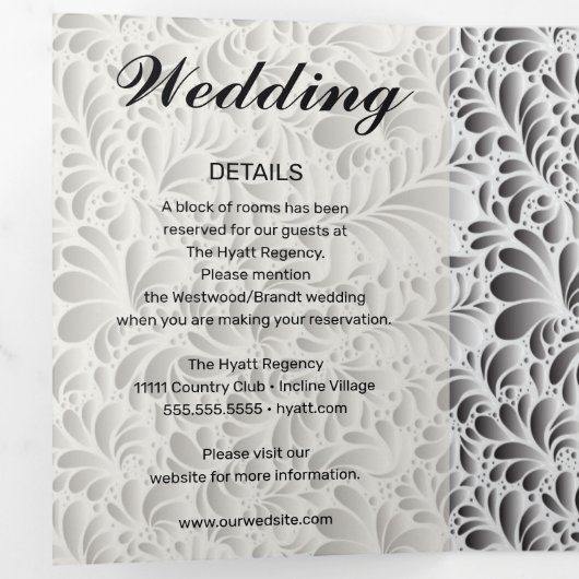 Modern Floral Wedding Drieluik Uitnodiging (Binnenzijde eerst)