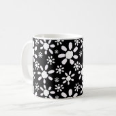 Modern Floral White Black Flower Pattern Koffiemok (Voorkant links)