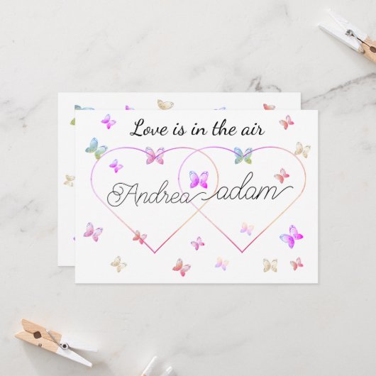 modern flying butterflies heart invitation kaart (Voorkant / Achterkant in situ)