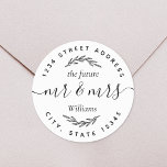 Modern Foliage Future de heer Mrs Wedding Address Ronde Sticker<br><div class="desc">Aangepast ontworpen retouradreslabels voor bruiloft met moderne handkalligrafie met folieontwerp. Ideaal voor het toevoegen van een aanraking van stijl aan aankondigingen van bruiloft/huishouding,  uitnodigingen,  kaarten en nog veel meer!</div>