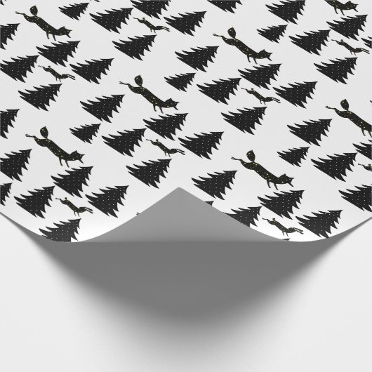 Modern Folktale Fox Rabbit Black kerstboom Cadeaupapier (Hoek)
