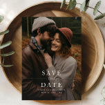Modern Forest Boho Fotobruiloft Bewaar de datum Kaart<br><div class="desc">Deze moderne Boho Forest Photo Save The Date combineert rustieke charme met hedendaagse elegantie. Het ontwerp beschikt over een prachtige bos achtergrond, perfect voor een outdoor bestemming of bruiloft. Met minimalistische zwart-wit typografie op de achterkant, biedt het een stijlvolle maar eenvoudige aankondiging. Ideaal voor herfstbruiloften, deze chique, dubbelzijdige kaart legt...</div>