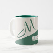 Modern Forest Green & Cream Signature Monogram Tweekleurige Koffiemok (Voorkant links)