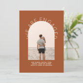 MODERN FOTO-VERLOVING INVITE - gemengde kleuren Kaart (Staand voorkant)