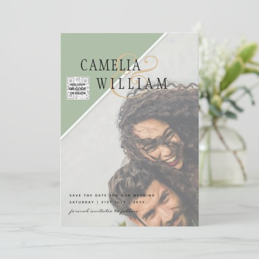 Modern FOTO Weddenschap nodigt QR CODE Rsvp Green  Kaart (Staand voorkant)