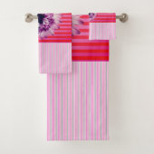 Modern Fun Artful Bad Handdoek (Insitu)