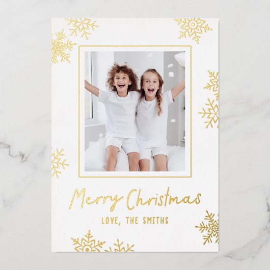 Modern Fun Snowflakes Merry Christmas Script Photo Folie Feestdagenkaart (Voorkant)