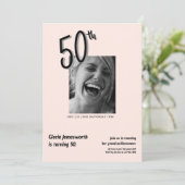 Modern Funny Light Pink Photo 50th Birthday  Kaart (Staand voorkant)