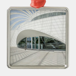 Modern futuristisch wit gebouw metalen ornament
