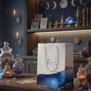 Modern Galaxy Levendig Hemels Merklogo Wit Medium Cadeauzakje