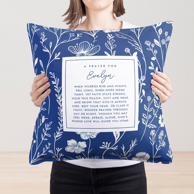 Modern Gebed Keepsake Gift Schrift Blauwe Bloemen Kussen (Personalize with a name to create a thoughtful keepsake that offers encouragement.)