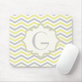 Modern geel, grijs, ivoorchevron patroon aangepast muismat (Met muis)