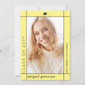 Modern geel Klasse van 2025 afstuderen foto Aankondiging (Voorkant)