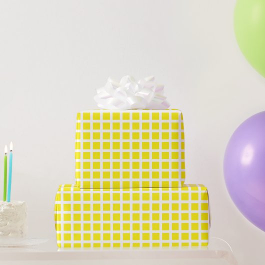 Modern geel wit geruit geruit patroon cadeaupapier (Feestgeschenken)