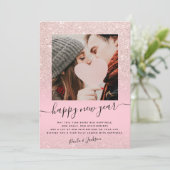 Modern gelukkig Nieuwjaar roos gouden glitter roze Feestdagenkaart (Staand voorkant)