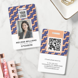 Modern Geometric Interlocking Pattern Badge