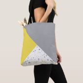 Modern Geometric Yellow Grey Terrazzo Pattern Tote Bag (Dichtbij)