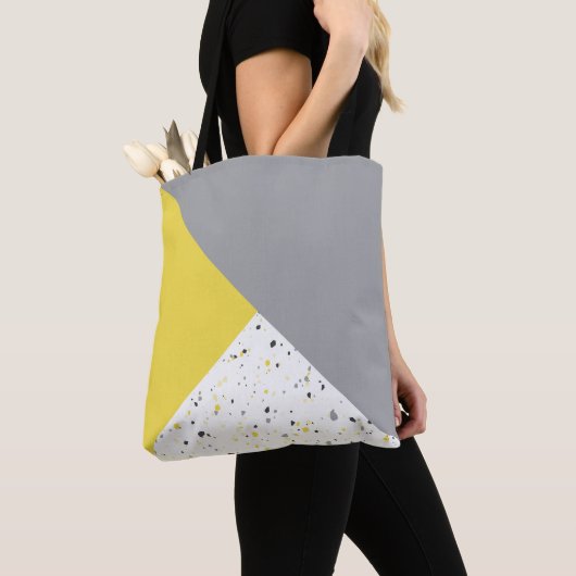 Modern Geometric Yellow Grey Terrazzo Pattern Tote Bag (Dichtbij)