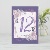 Modern geometrisch frame paarse bloem tafelnummer (Staand voorkant)