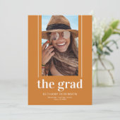 Modern Geometrisch Oranje Foto Afstuderen Aankondiging (Staand voorkant)