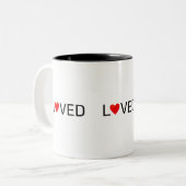 Modern gepersonaliseerd geliefd hart tweekleurige koffiemok (Voorkant links)