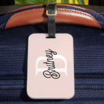 Modern gepersonaliseerd monogram en naam Pastel Pi Bagagelabel<br><div class="desc">Introductie van ons Modern Personalized Monogram en Name Pastel Pink Bagagelabel, een chique en praktisch accessoire voor uw reizen. Dit bagagelabel heeft een eigentijds design in zacht pastelroze, gepersonaliseerd met uw monogram en naam voor eenvoudige identificatie. Perfect voor het toevoegen van een stijlvolle touch aan uw bagage, het combineert elegantie...</div>