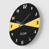 Modern gepersonaliseerd zwart wit en mosterdgeel grote klok (Hoek)