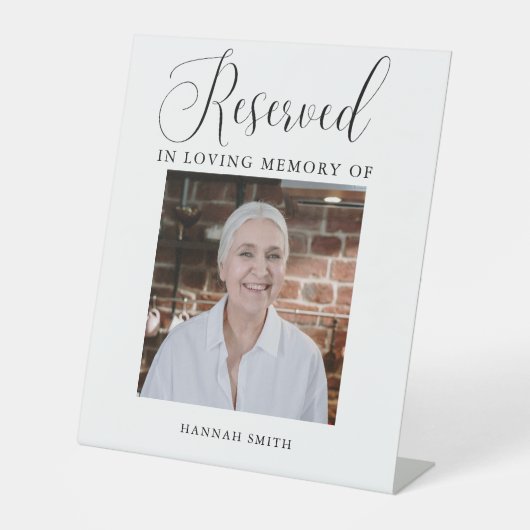 Modern gereserveerd gedenkteken voor foto reclamebord met voetstuk (Voorkant)