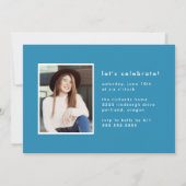 Modern geschilderd blauw 2 foto afstudeerfeest kaart (Achterkant)