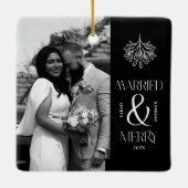 Modern Getrouwd en Vrolijk Pas getrouwd Boog Kerst Keramisch Ornament (Achterkant)