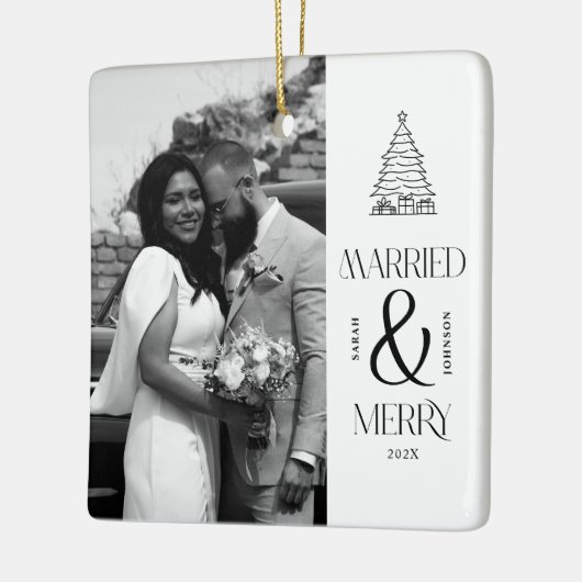 Modern Getrouwd en Vrolijk Pas getrouwd Boog Kerst Keramisch Ornament (Links)