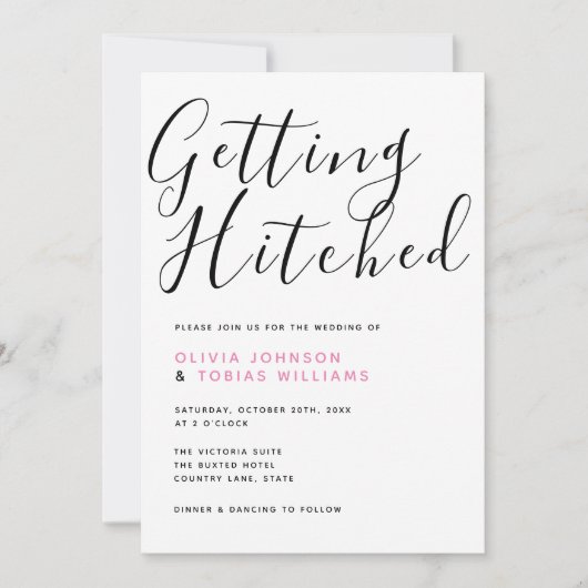 Modern Getting Hitched Typografie Bruiloft Kaart (Voorkant)