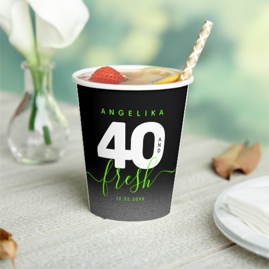 Modern Girly Bright Green 40 en Fresh Papieren Bekers (Insitu)