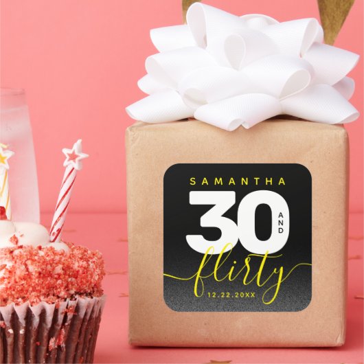 Modern Girly Bright Yellow 30 en Vlirty Vierkante Sticker (Feest)