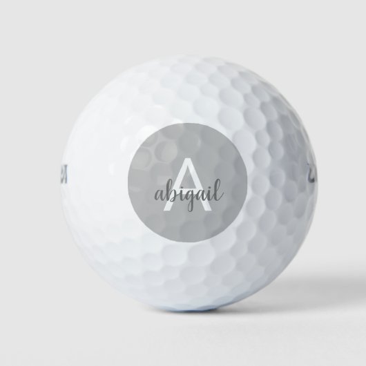 Modern Girly Gray Modern Monogram Naam Golfballen (Voorkant)