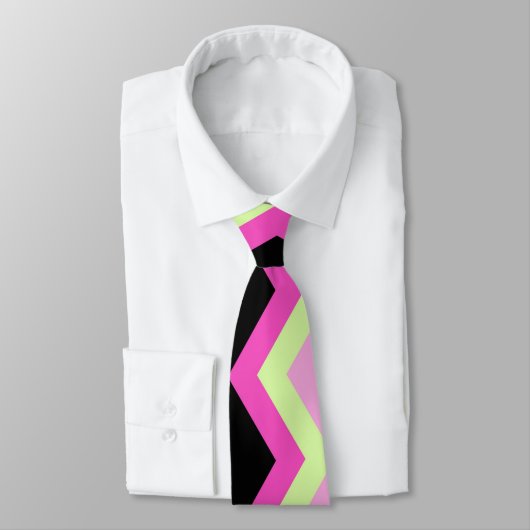 Modern Girly Zigzag Patroon Zwart Fuchsia Chevron Stropdas (Gebonden)