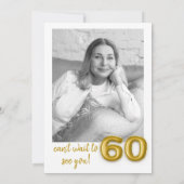 Modern Gold Balloon 60th Birthday Party Foto Kaart (Achterkant)