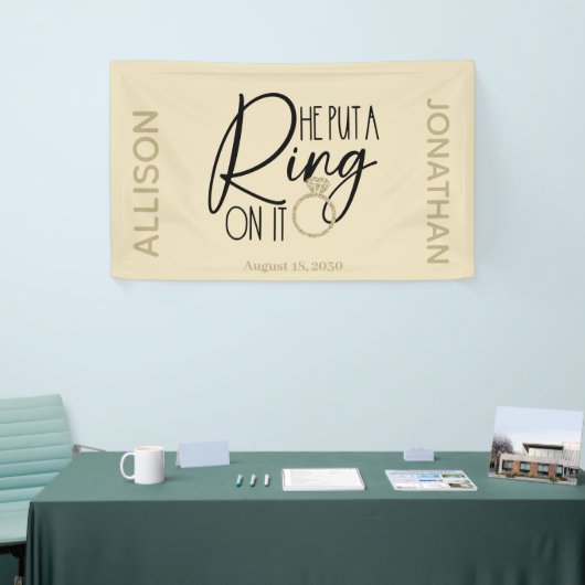 Modern Gold Black Name Hij heeft er een rondje op  Spandoek (Beurs)