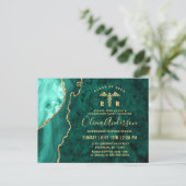 Modern Gold Emerald RN Graduation Party Invitation Briefkaart (Staand voorkant)