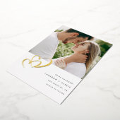 Modern Gold Foil Double Heart Photo Verloving Folie Uitnodiging (Gedraaid)