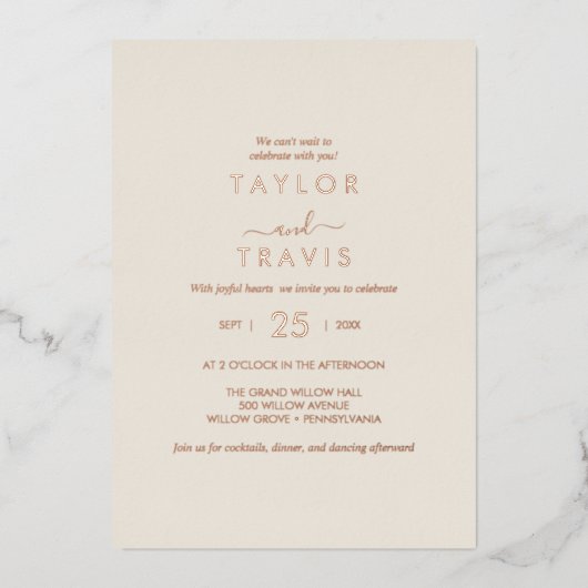 Modern Gold Foil script | Casual marinebruiloft Folie Uitnodiging (Voorkant)