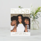 Modern Gold Happy Nieuwjaar | Klassieke aangepaste Feestdagenkaart (Staand voorkant)