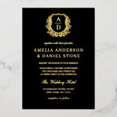 Modern Gold Leafy Crest Monogram Foto Weddenschap Folie Uitnodiging (Voorkant)