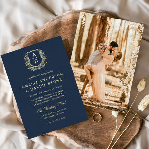 Modern Gold Leafy Crest Monogram Foto Weddenschap Folie Uitnodiging