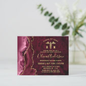 Modern Gold Maroon RN Graduation Party Invitation Briefkaart (Staand voorkant)