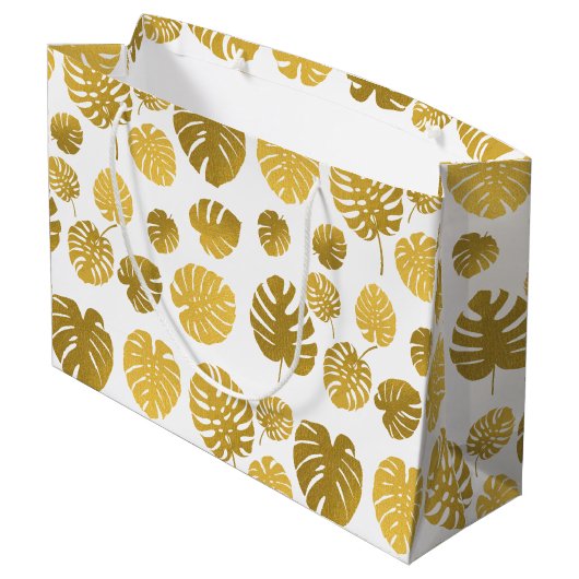 Modern Gold Monstera Tropical Leaves Pattern Groot Cadeauzakje (Achterkant Gekanteld)