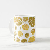 Modern Gold Monstera Tropical Leaves Pattern Koffiemok (Voorkant links)