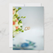 Modern Gold Rings & Floral Border Engagement Kaart (Achterkant)